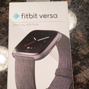 Fitbit Versa Limited Edition